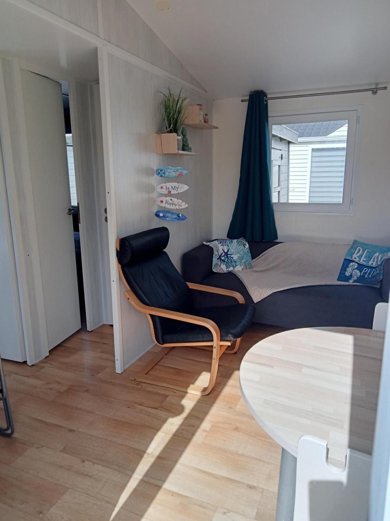 Stacaravan Bredene Met Tuin Nr 2126 Екстериор снимка